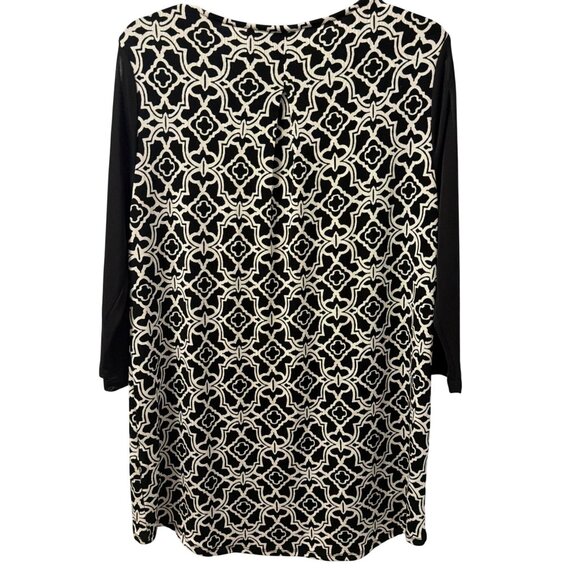 Chicos Black White Geometric Print Travelers blouse  Size M tunic - Picture 12 of 12
